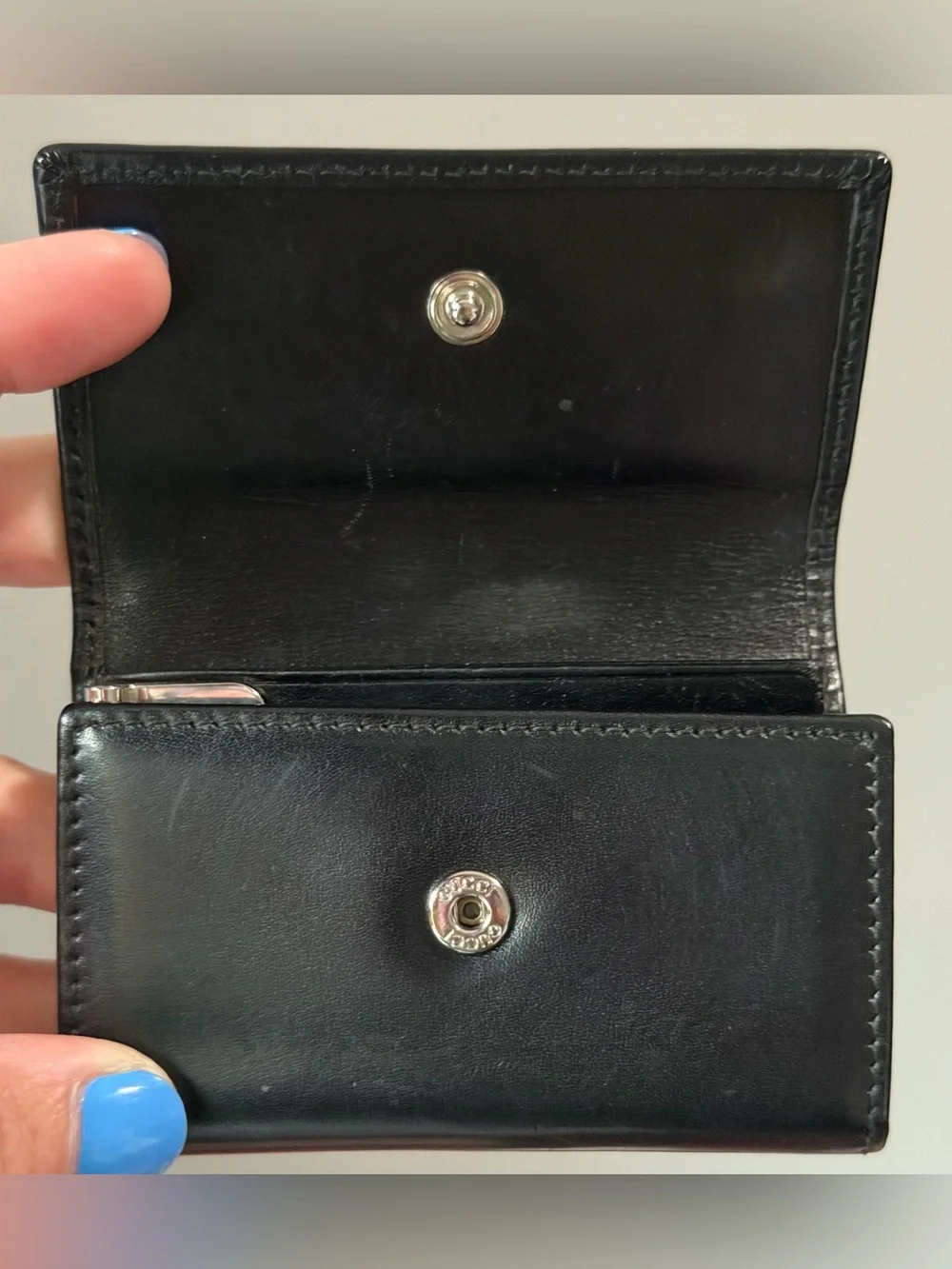 Gucci black key holder